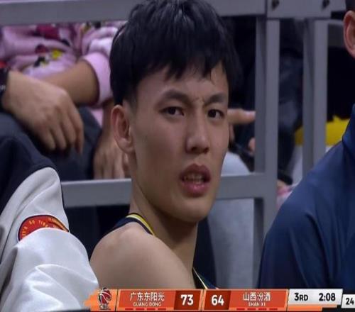 陈晋巧传妙,于汉超头槌,建功,MK体育官网,MK,SPORTS,MK体育中国官网,MK体育平台,MK体育服务