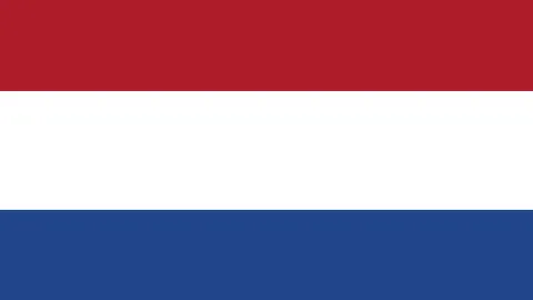 埃弗顿以4比0横扫狼队，英超盛宴落幕。